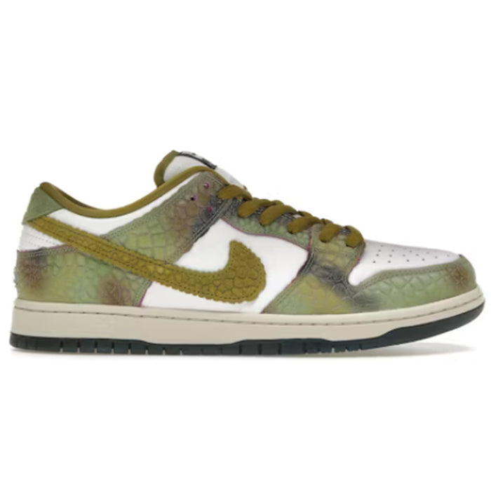 Nike SB Dunk Low - "Chameleon"